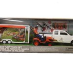 1:20 Kubota 10 Piece Turf Truck Set