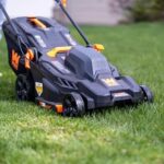 WEN 20V Max 2-in-1 19-Inch Cordless Brushless Lawn Mower and Mulcher with Two 5Ah Batteries and Dual Port Charger (20839)
